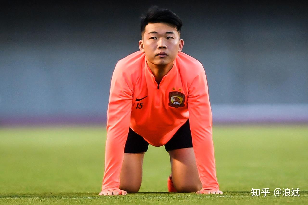 关于今晚山东男篮调整名单以备法甲，防线松动环节打磨，震撼外界，资深球员宣示担当的信息